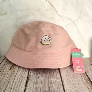 Pusheen CultureFly Box Summer 2024 Bucket Hat